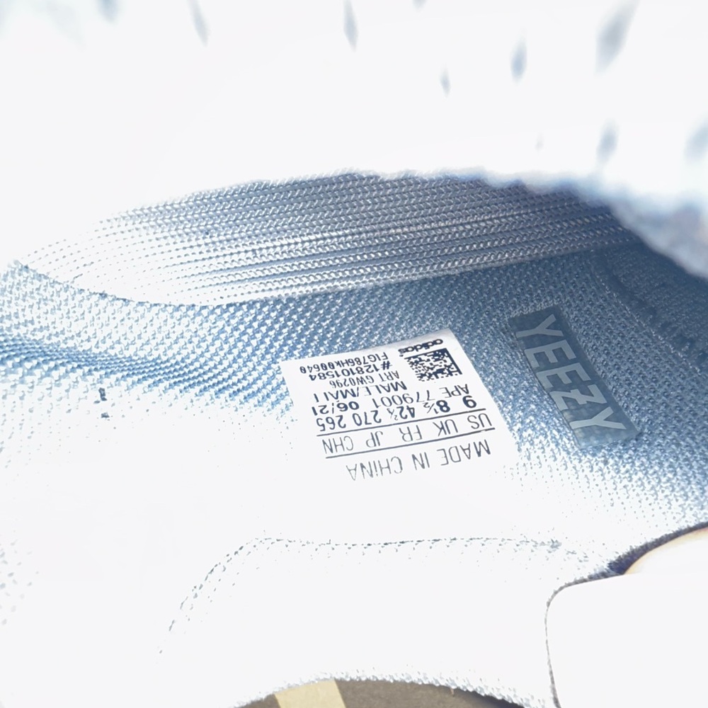 Adidas Yeezy Boost 700 Wash Orange - Picture 7 of 7